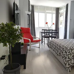 Amplio Estudio,vista Mar Y Montaña, A Pasos Del Centro , Torremolinos España